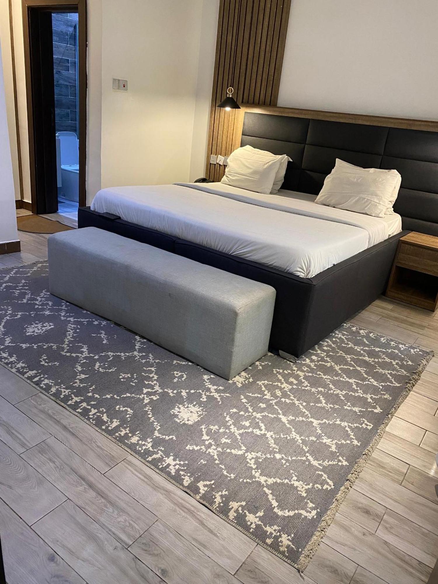 Centurion Aparthotel Abudża Zewnętrze zdjęcie