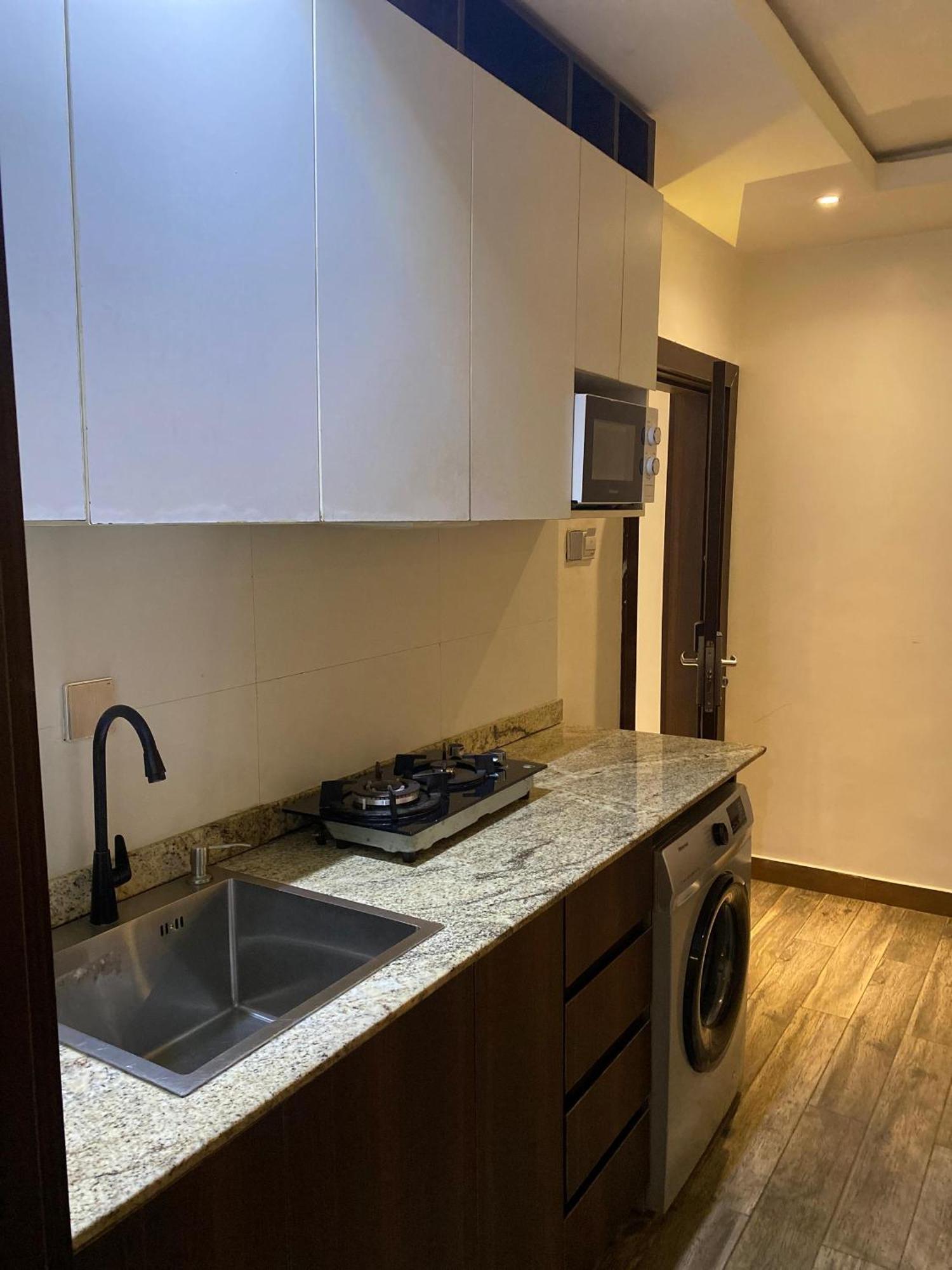 Centurion Aparthotel Abudża Zewnętrze zdjęcie